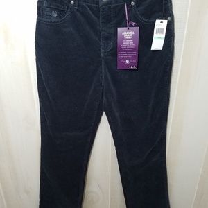 Gloria Vanderbilt jeans